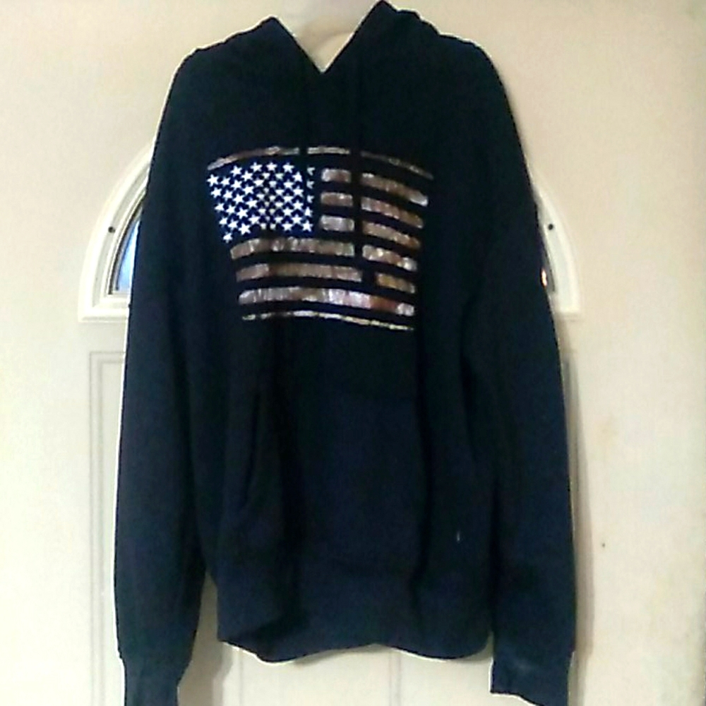 Black hoodie with camo american flag